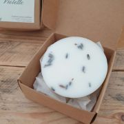 détail fondant parfumé VIOLETTE pétale lavande
