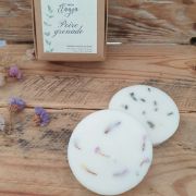 fondant parfumé POIRE GRENADE pétales lavande ou statice